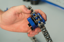 Load image into Gallery viewer, Master Link Press Tool Works On All 5 Series Chainstrument Anodized 08-0675