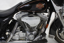 Load image into Gallery viewer, Wyatt Gatling Air Cleaner Kit 1993 / 2007 FXST 1993 / 2007 FLT
