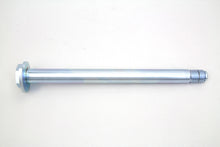 Load image into Gallery viewer, Zinc Rear Axle 2002 / 2007 FLT