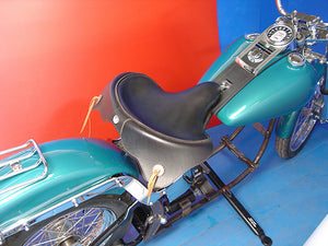 Black Leather Solo Seat with Skirt 1936 / 1940 EL 1941 / 1984 FL 1929 / 1952 WL 1930 / 1936 VL 1937 / 1948 UL 1937 / 1972 G