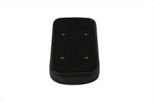 Load image into Gallery viewer, 2 Button Sissy Bar Pad 0 /  All models with a 16 sissy bar&quot;